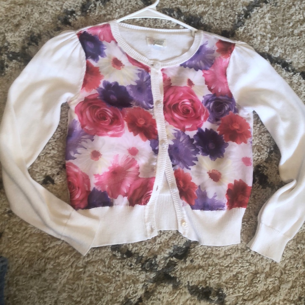 Girls sweater